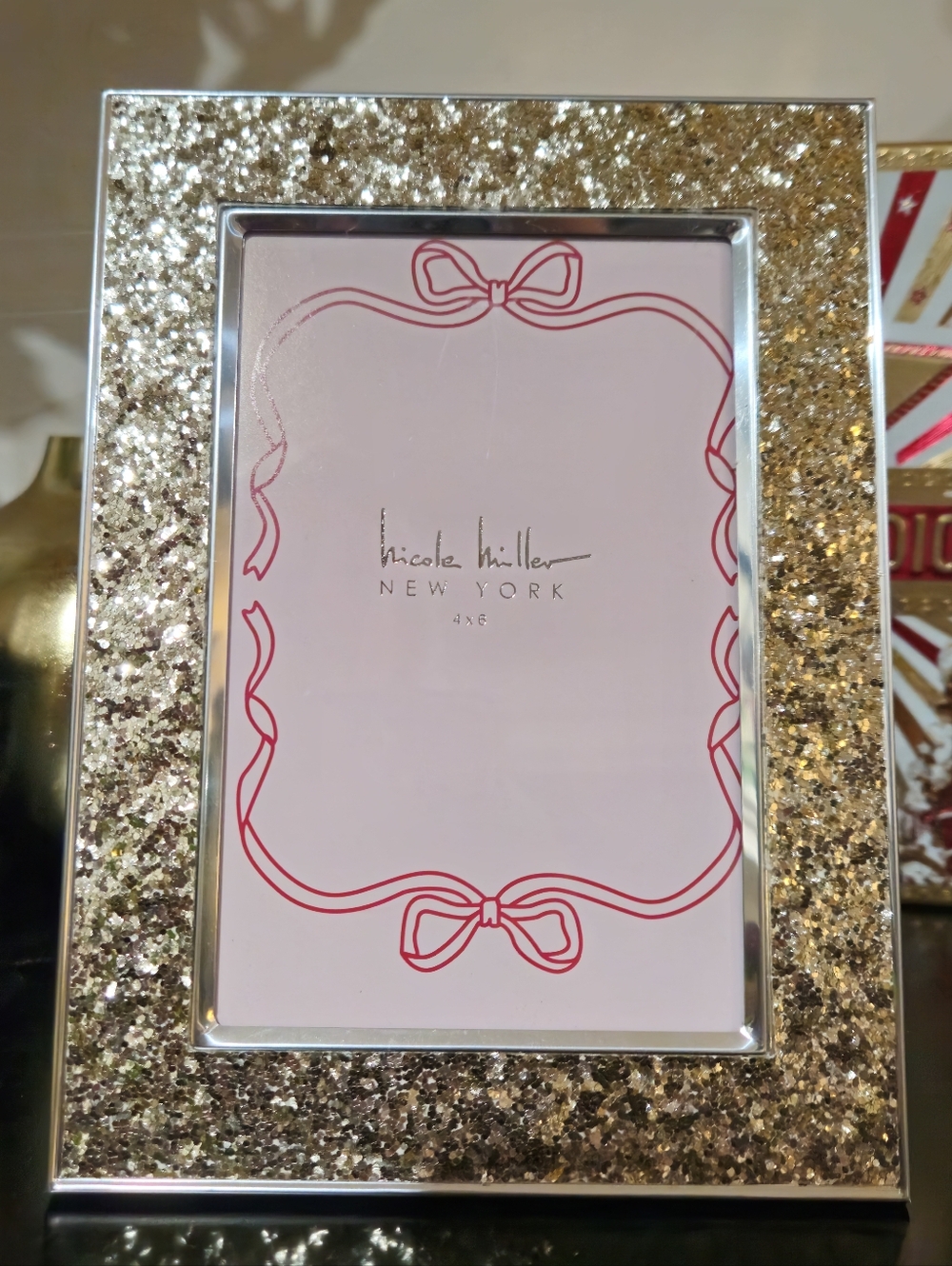 Nicole Miller Gold Glitter Photo Frame, 4x6 - Picture 6 of 6